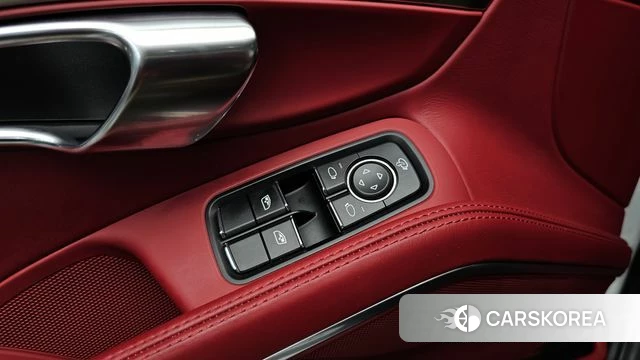 Porsche 718 Boxster 2023 Белый из Кореи, фото 5