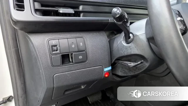 Hyundai Staria 2022 Белый из Кореи, фото 5