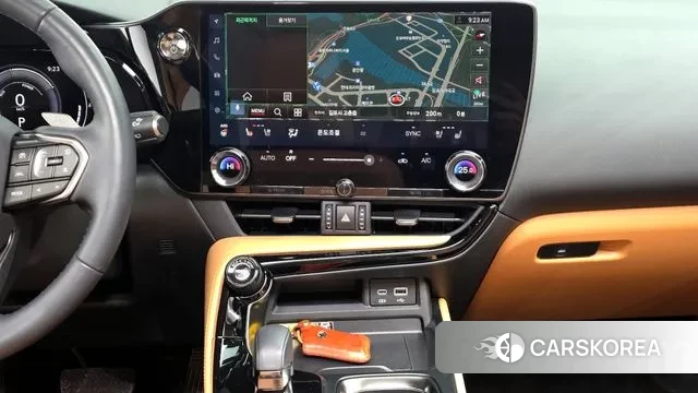 Lexus NX350h Second generation 2024 Серебристо-серый из Кореи, фото 5