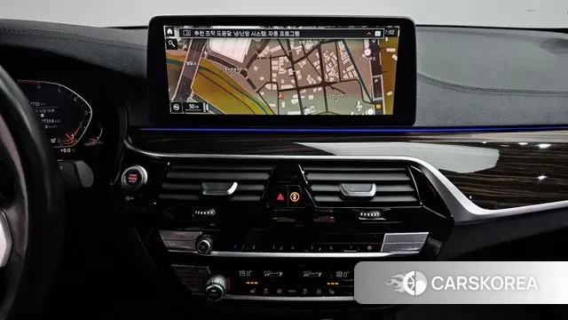 BMW 5 Series (G30) 2021 Черный из Кореи, фото 5