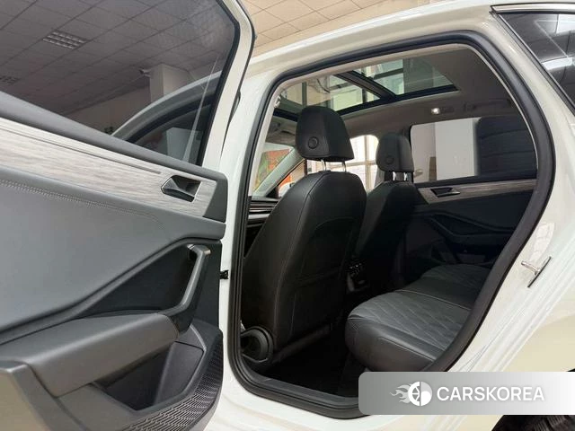 Volkswagen Sagitar 2022 Белый из Китая, фото 5