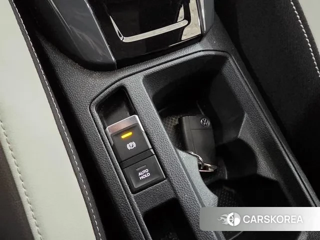 Volkswagen T-Roc 2021 Жемчужный цвет из Кореи, фото 5