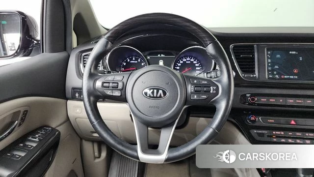 Kia The New Carnival 2018 Серый из Кореи, фото 5