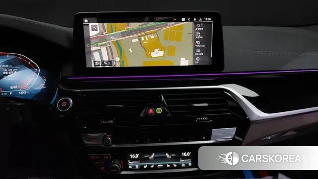 BMW 5 Series (G30) 2023 Черный из Кореи, фото 5