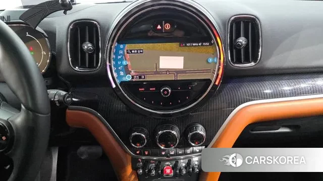 Mini Cooper S Countryman 2023 Зеленый из Кореи, фото 5