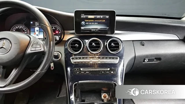 Mercedes-Benz C-Class W205 2018 Черный из Кореи, фото 5