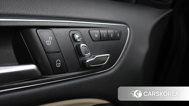 Mercedes-Benz B-Class W246 2018 Черный из Кореи, фото 5