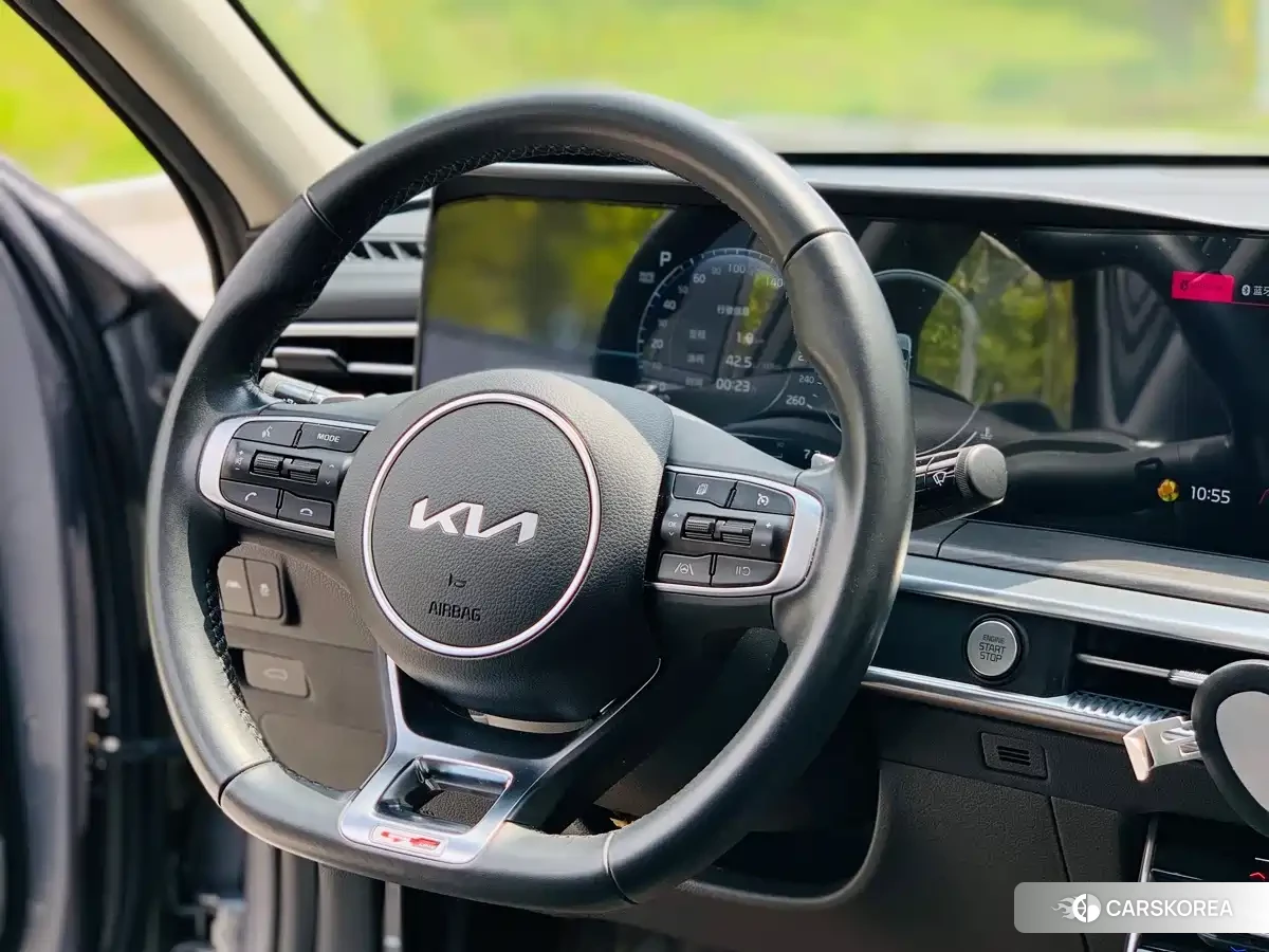 Kia K5 2022 Silver/gray из Китая, фото 5
