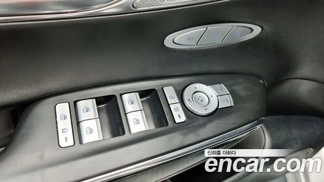 Genesis GV70 2024 Белый из Кореи, фото 5