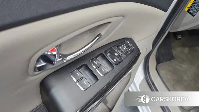 Kia The New Carnival 2019 Белый из Кореи, фото 5