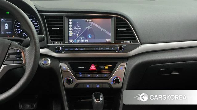 Hyundai Avante AD 2018 Белый из Кореи, фото 5