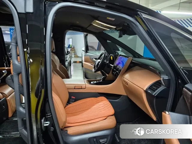 Toyota Alphard 4th Generation 2024 Черный из Кореи, фото 5
