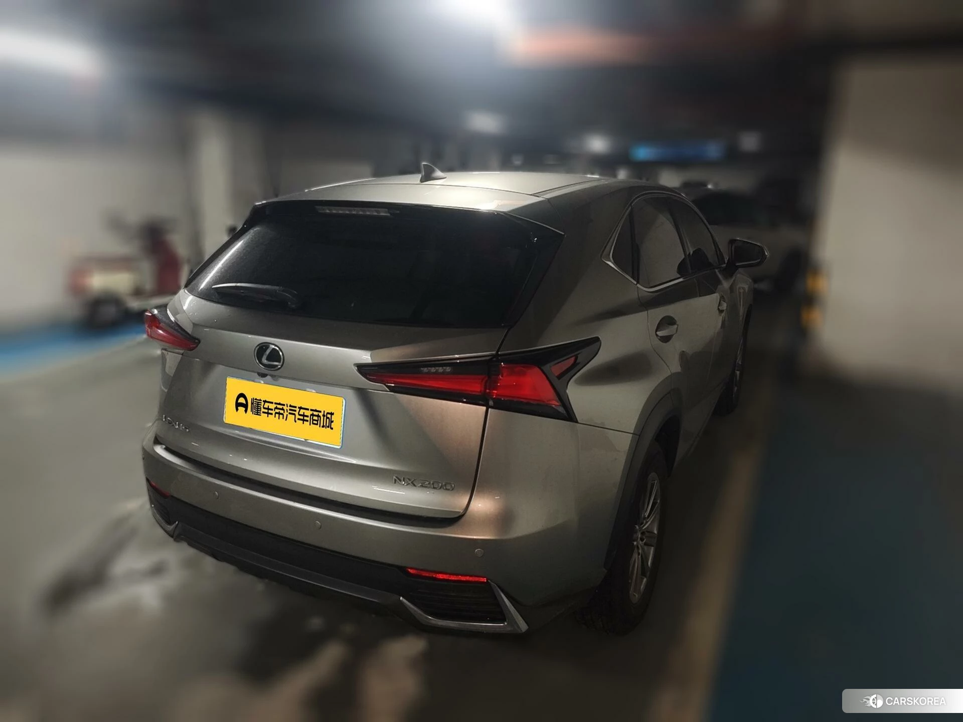 Lexus NX 2020 Серебристо-серый из Китая, фото 5