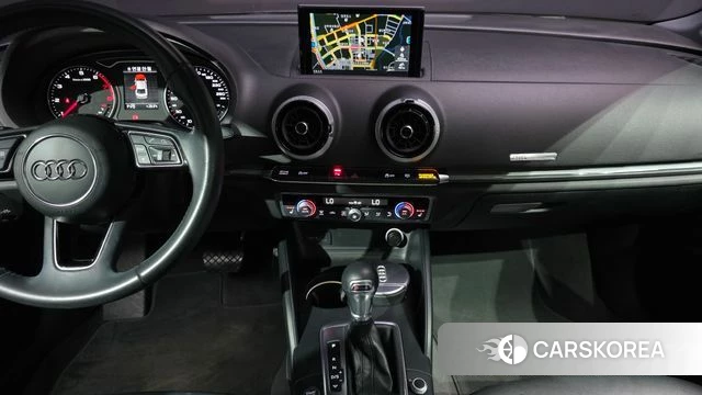 Audi New A3 2018 Черный из Кореи, фото 5