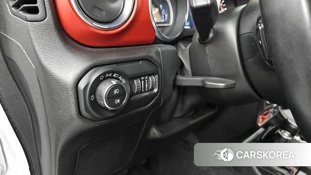 Jeep Wrangler (JL) 2021 Белый из Кореи, фото 5