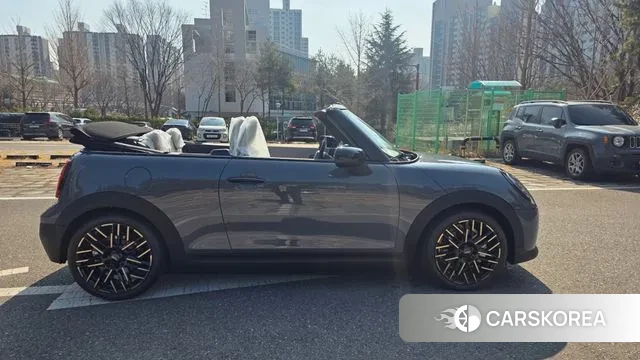 Mini Cooper S Convertible 4th Generation 2025 Небесно-голубой из Кореи, фото 5