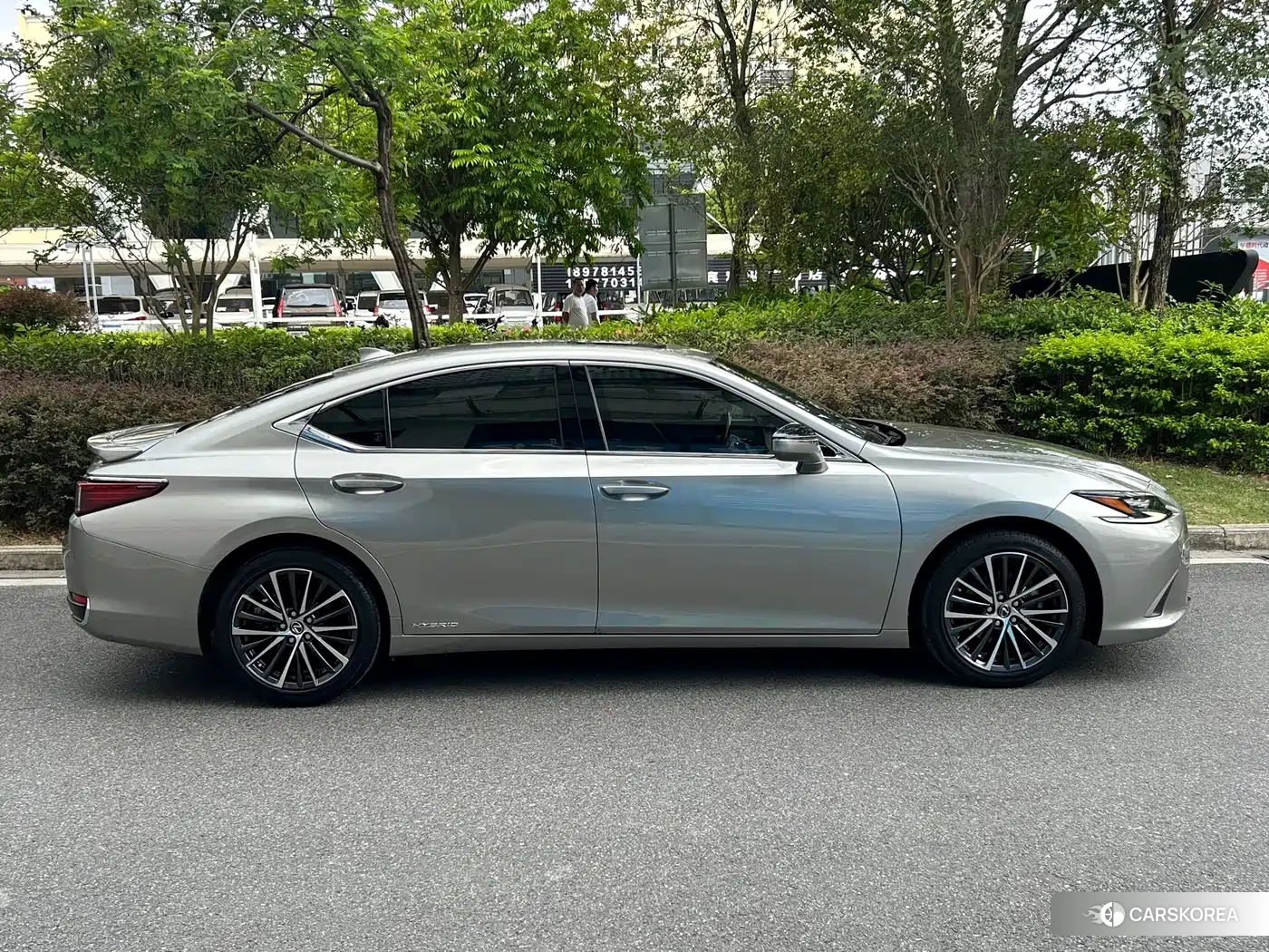 Lexus ES 2022 Silver/gray из Китая, фото 5
