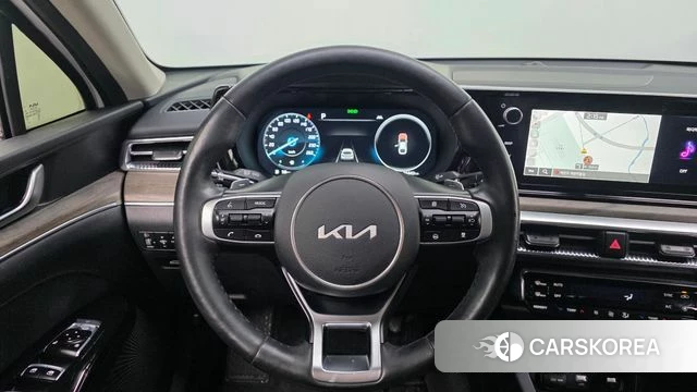 Kia K5 3rd generation 2022 Белый из Кореи, фото 5