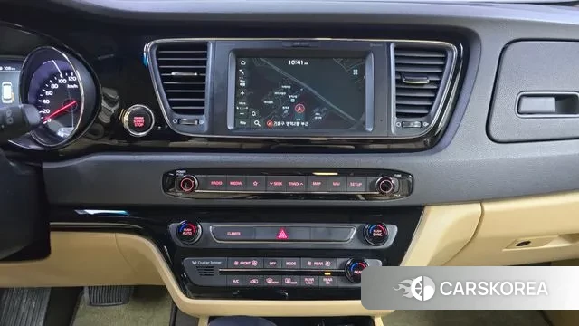 Kia The New Carnival 2018 Черный из Кореи, фото 5