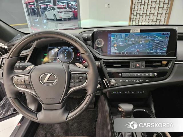 Lexus ES300h 7th generation 2025 Черный из Кореи, фото 5