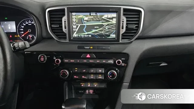 Kia Sportage 4th Generation 2018 Белый из Кореи, фото 5