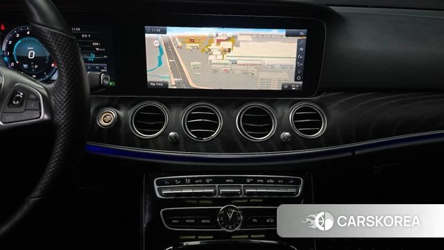 Mercedes-Benz E-Class W213 2018 Серый из Кореи, фото 5