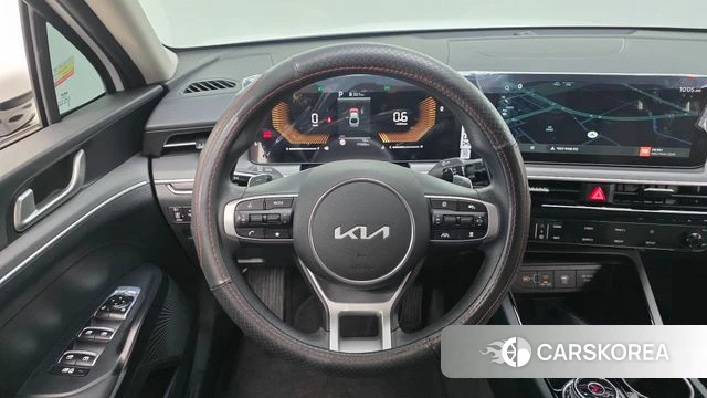 Kia The New K5 3rd generation 2024 Белый из Кореи, фото 5