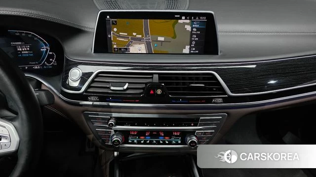 BMW 7 Series (G11) 2021 Белый из Кореи, фото 5