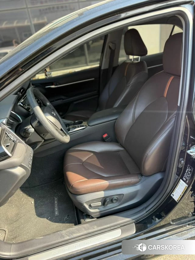 Toyota Camry (XV70) 2019 Черный из Кореи, фото 5