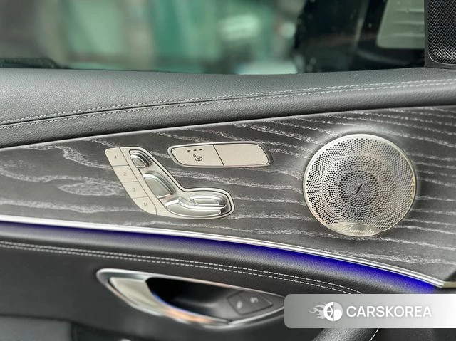 Mercedes-Benz E-Class W213 2021 Белый из Кореи, фото 5