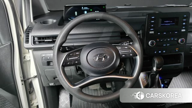Hyundai Staria 2022 Белый из Кореи, фото 5