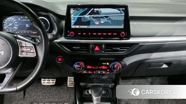 Kia The New K3 2nd generation 2021 Белый из Кореи, фото 5