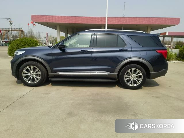 Ford Explorer 2021 Синий из Китая, фото 5