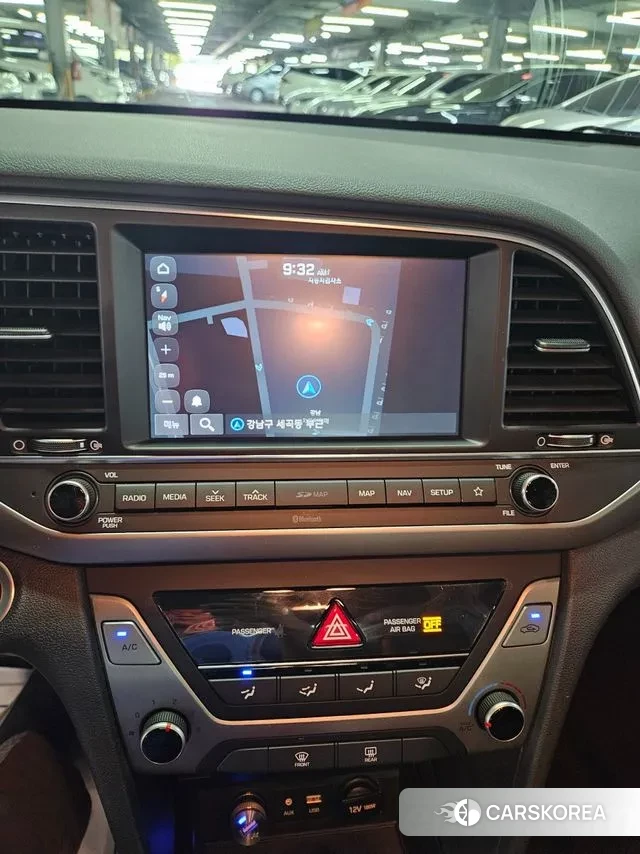 Hyundai Avante AD 2018 Белый из Кореи, фото 5