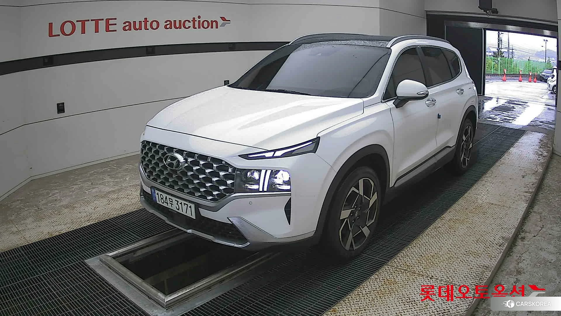 Hyundai Santa Fe 2021 Белый из Кореи, фото 5