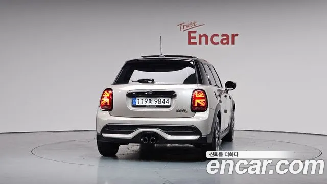 Mini Cooper S id 2671806 из Кореи 5