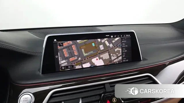 BMW 7 Series (G11) 2021 Песочный из Кореи, фото 5