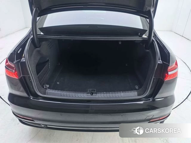 Audi A6L 2021 Черный из Китая, фото 5