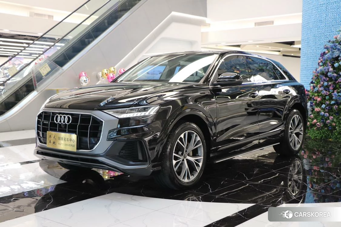 Audi Q8 2021 Черный из Китая, фото 5