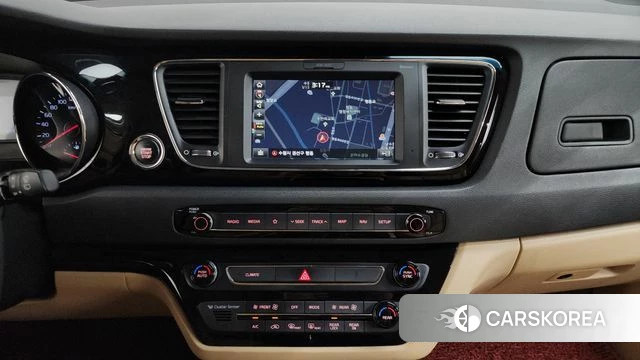Kia The New Carnival 2018 Белый из Кореи, фото 5