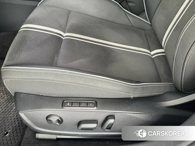 Volkswagen Golf 2021 Белый из Китая, фото 5