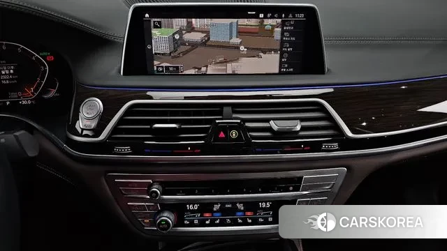 BMW 7 Series (G11) 2020 Черный из Кореи, фото 5