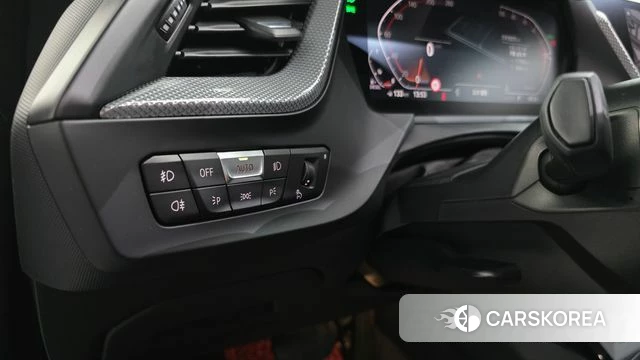 BMW 1 Series (F40) 2021 Черный из Кореи, фото 5