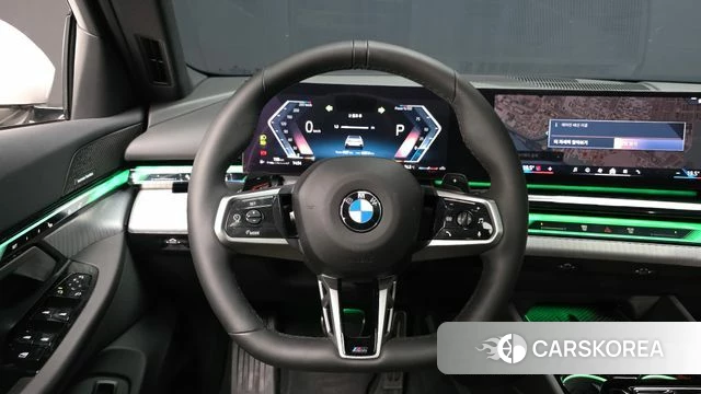 BMW 5 Series (G60) 2025 Белый из Кореи, фото 5
