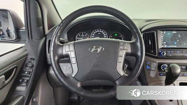 Hyundai The New Grand Starex 2018 Серебристо-серый из Кореи, фото 5