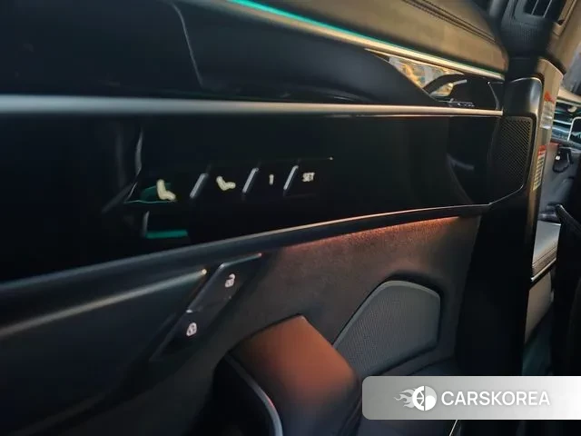 Audi A8 (D5) 2021 Черный из Кореи, фото 5