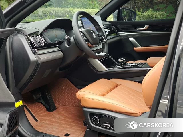 BYD Tang DM 2024 Темно-серый из Китая, фото 5