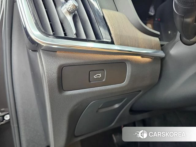 Volvo S90 2024 Серебряный из Кореи, фото 5