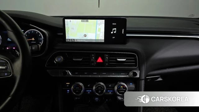Genesis The New G70 2022 Белый из Кореи, фото 5