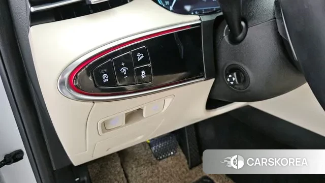 Genesis GV70 2023 Белый из Кореи, фото 5